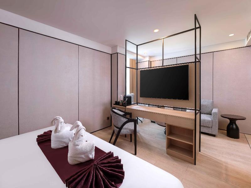 Grand Edge Hotel Semarang image