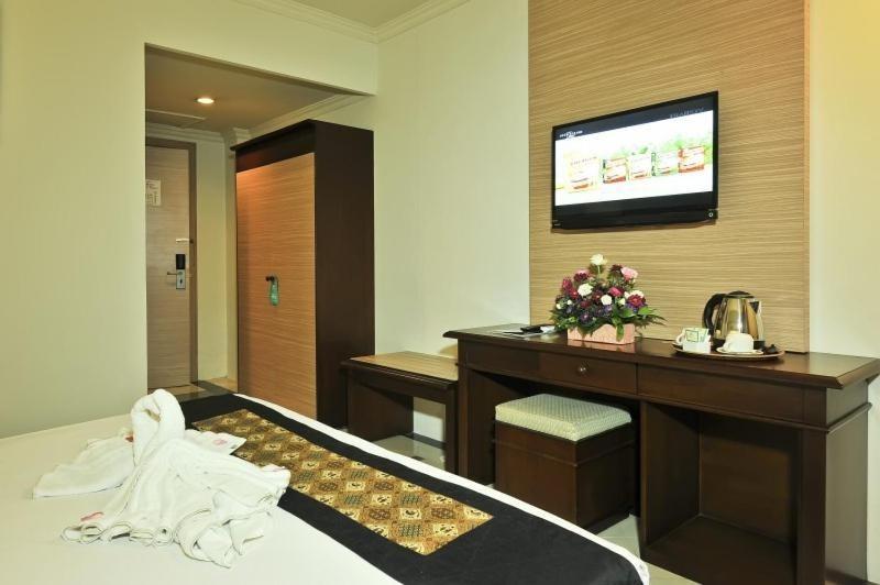 Bed room
