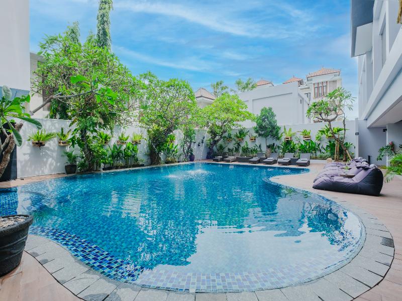 Brits Hotel Legian image