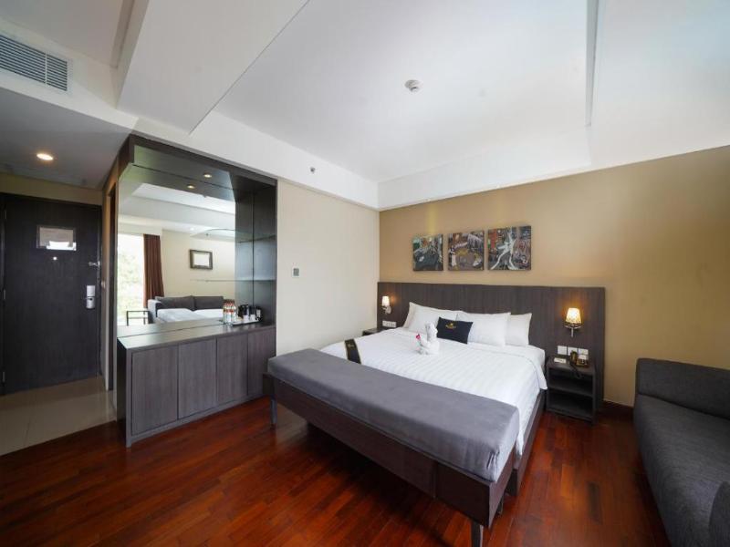 Brits Hotel Legian image