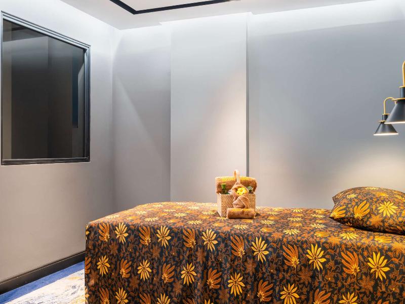 Mercure Jakarta Grogol image