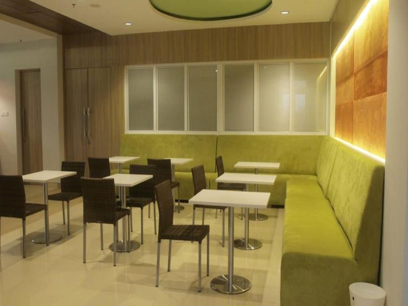 IZI Hotel image
