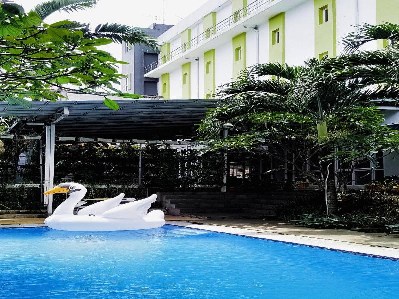 IZI Hotel image