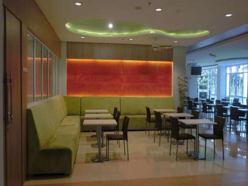 IZI Hotel image