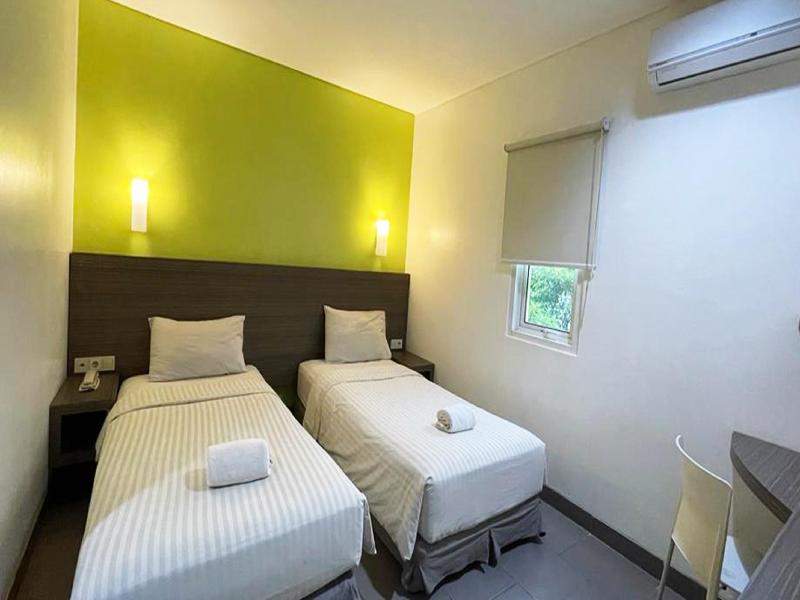 IZI Hotel image
