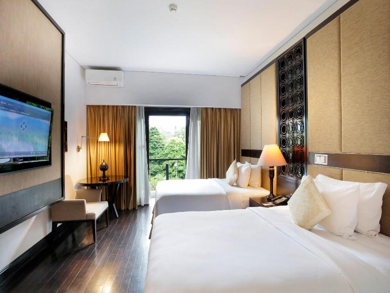 Lido Lakes Resort and Conference image