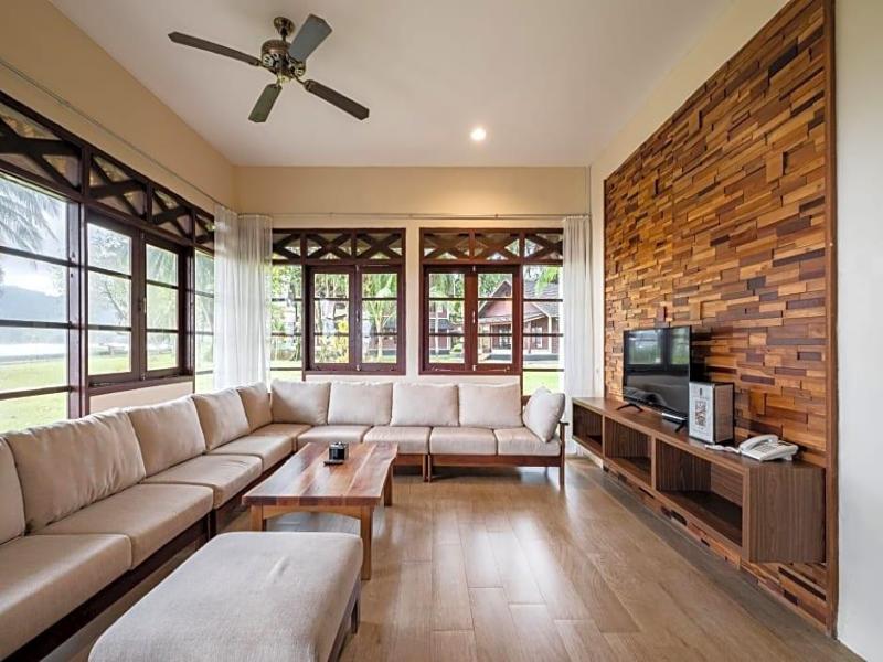 Mutiara Carita Cottage image