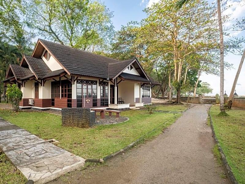 Mutiara Carita Cottage image