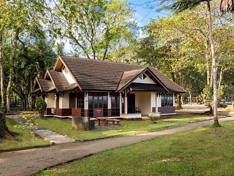 Mutiara Carita Cottage image