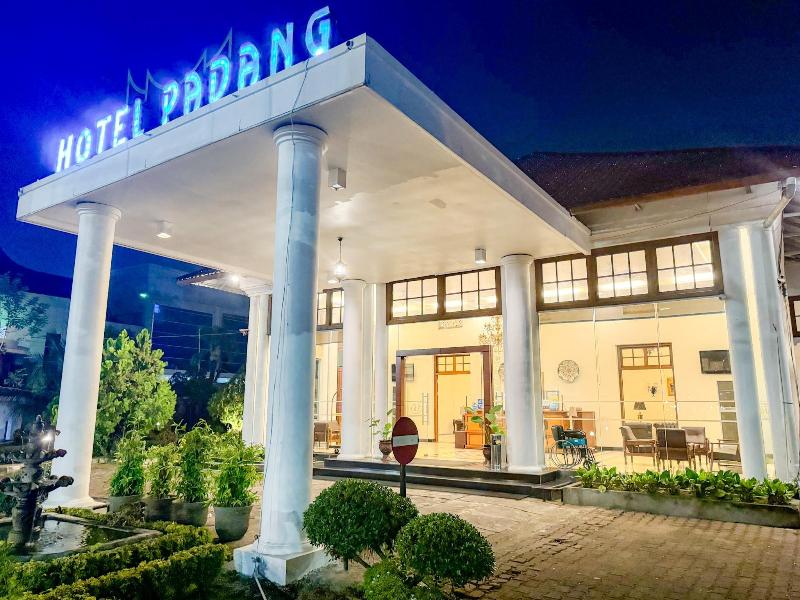 Padang Hotel image