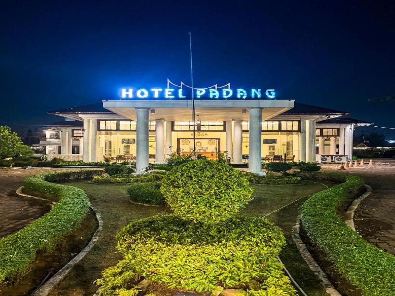 Padang Hotel image