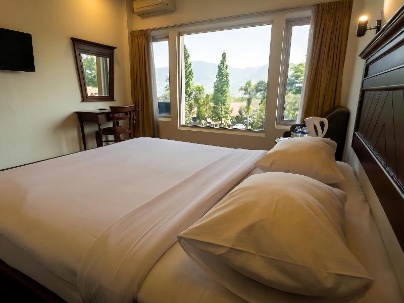 Parama Hotel image