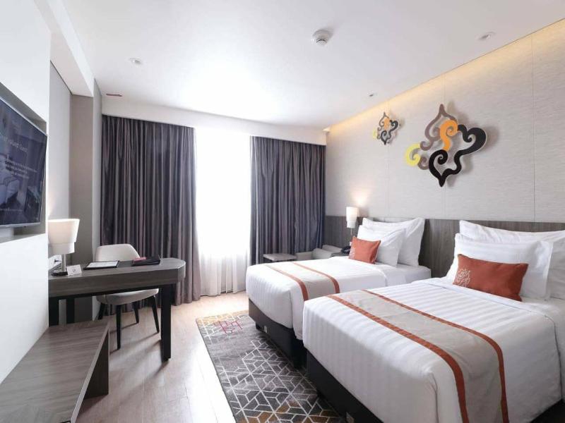 Patra Cirebon Hotel & Convention image