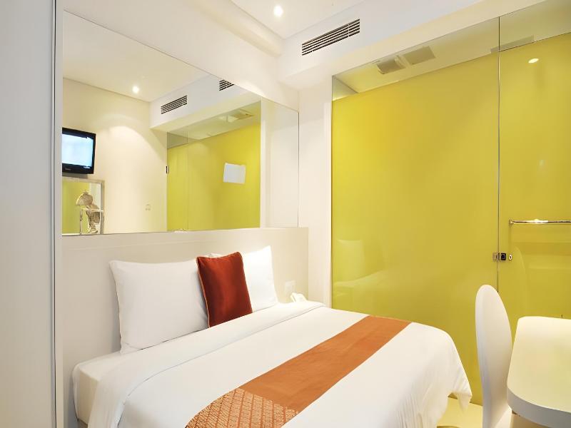 Pyrenees Jogja Hotel image