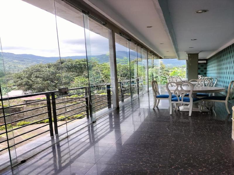 Rizen Premiere Hotel image