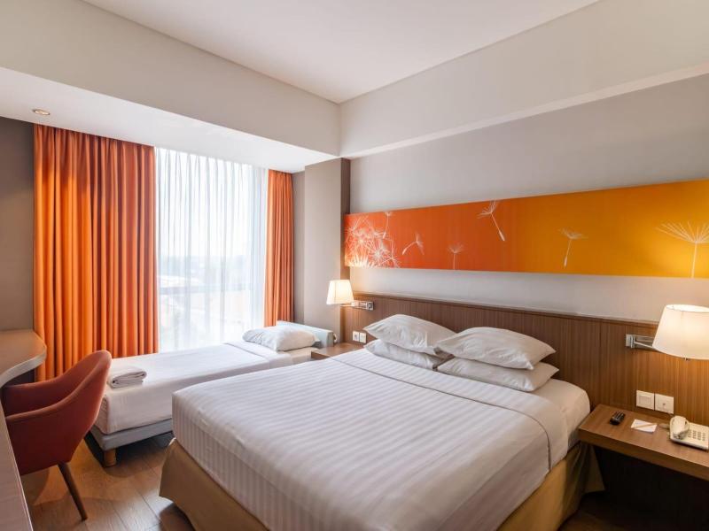 Soll Marina Hotel Serpong image