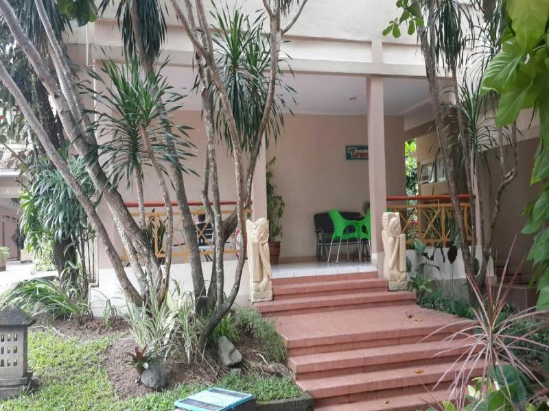 Sulawesi Hotel Jember image