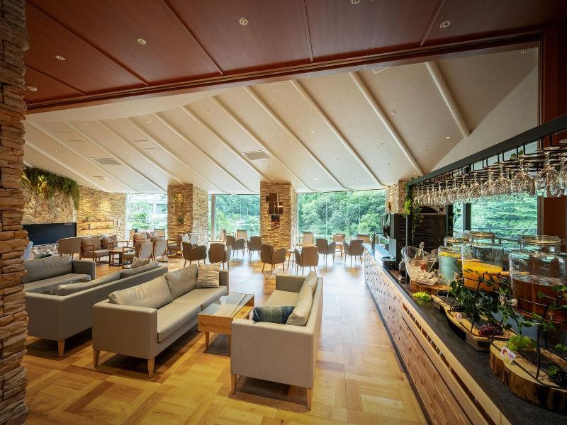 Yu No Mori Hotel Shidotaira image