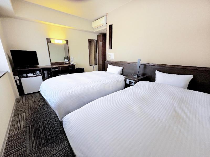 Hotel Route Inn Nanao Eki Higashi image