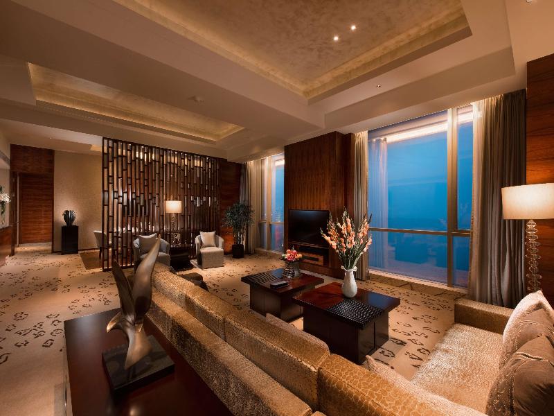 Hilton Yantai Golden Coast image