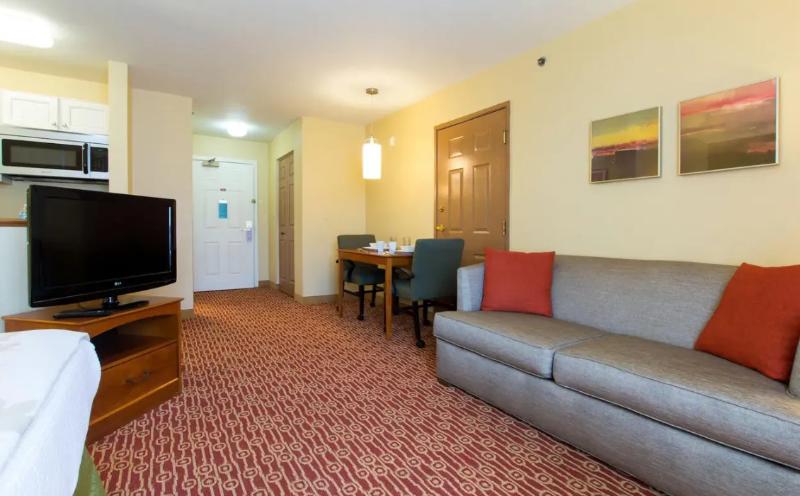 Dulles Suites image