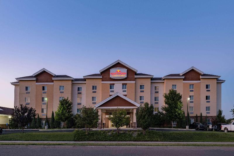 Hawthorn Suites By Wyndham Williston image