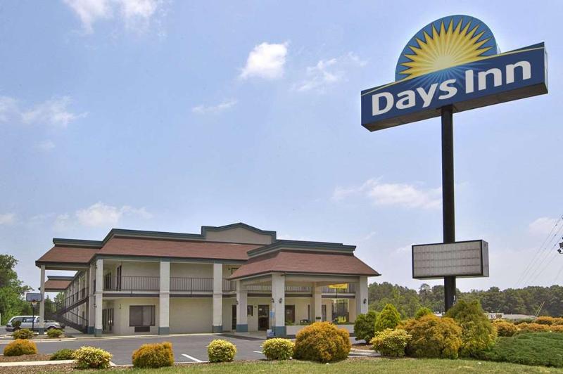 Days Inn by Wyndham Yanceyville