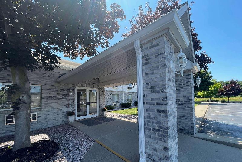 Days Inn by Wyndham Imlay City image
