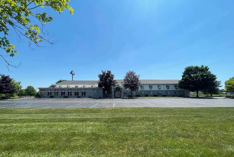 Days Inn by Wyndham Imlay City image