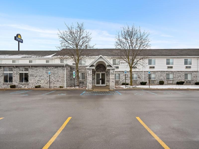 Days Inn by Wyndham Imlay City image