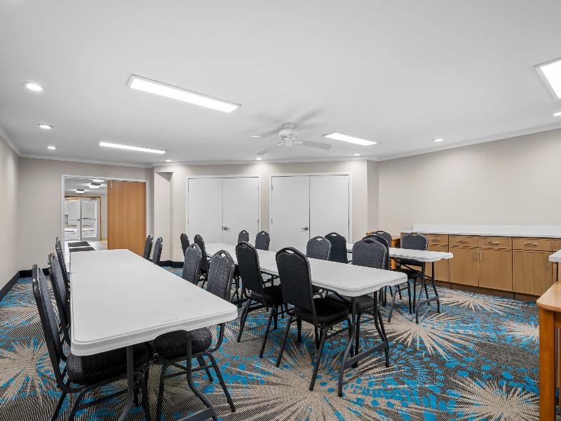Days Inn by Wyndham Imlay City image