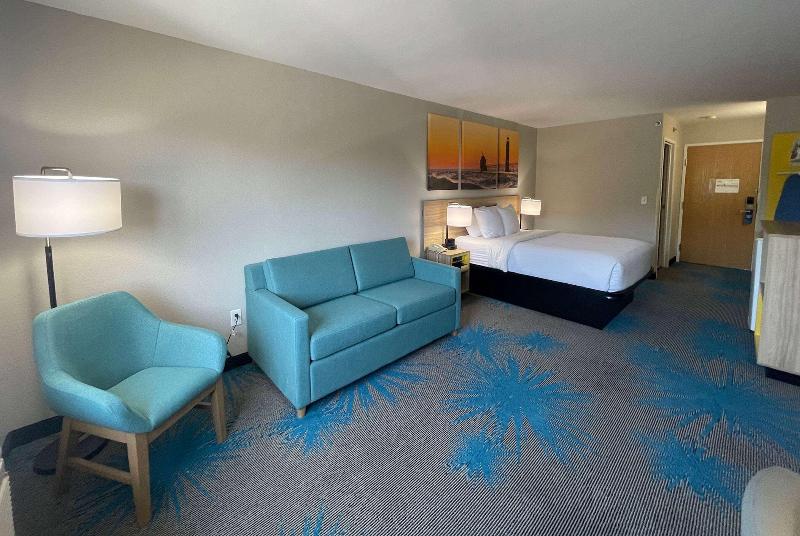 Days Inn by Wyndham Imlay City image