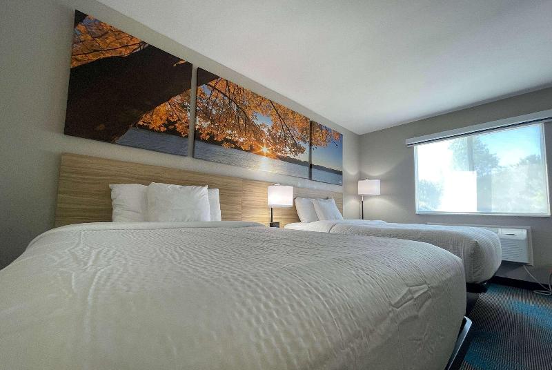 Days Inn by Wyndham Imlay City image