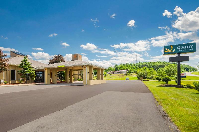 Quality Inn & Suites Frostburg-Cumberland image
