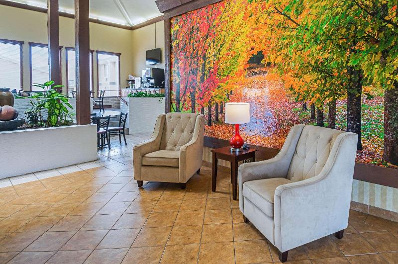 Quality Inn & Suites Frostburg-Cumberland image