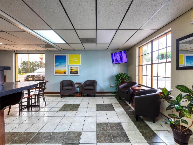 Executive Inn & Suites Marshall