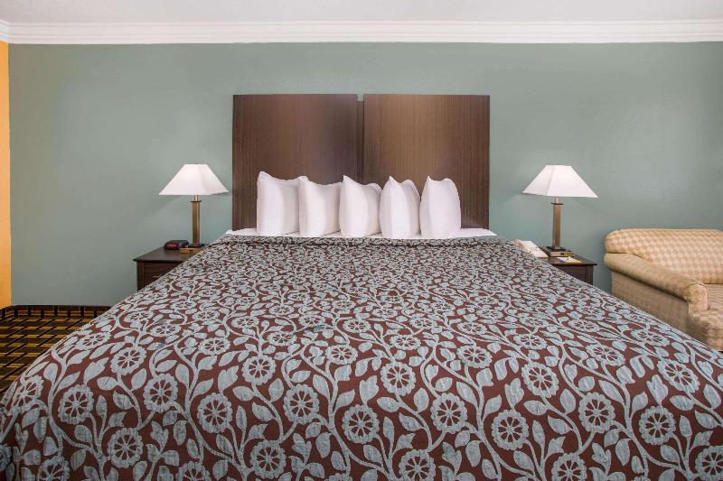 Bed room