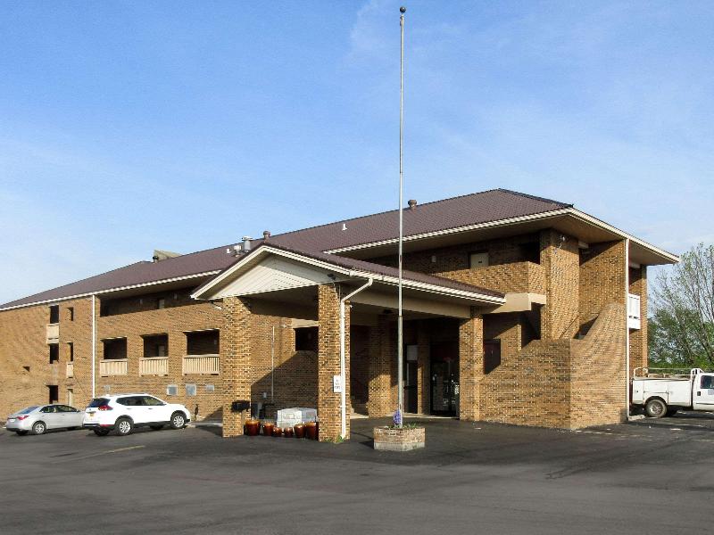 Quality Inn Harrodsburg image