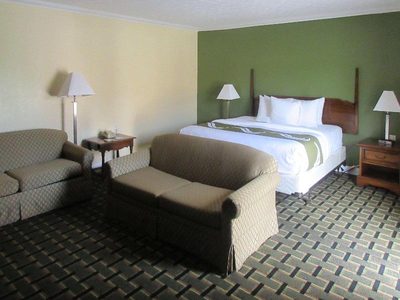 Quality Inn Harrodsburg image