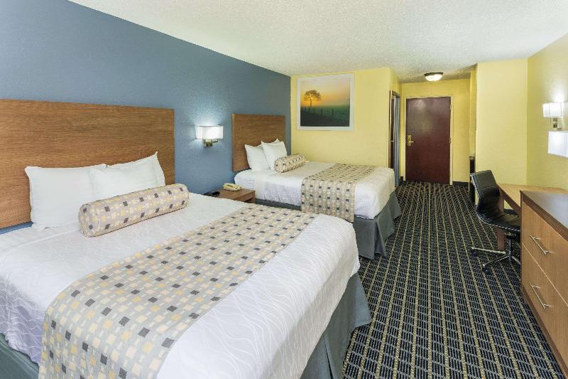 Days Inn & Suites by Wyndham Union City image