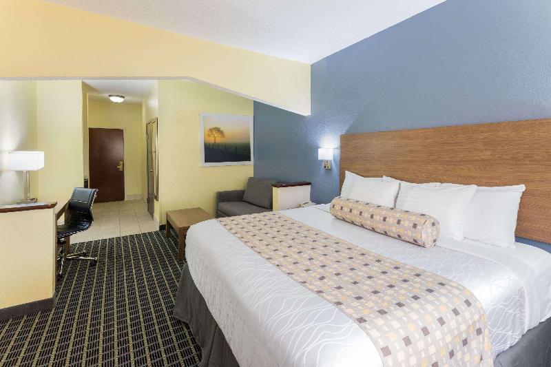 Days Inn & Suites by Wyndham Union City image