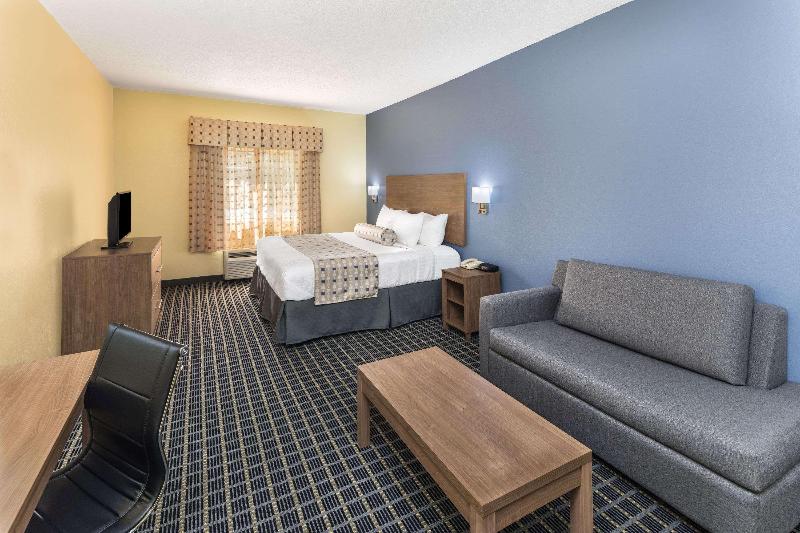 Days Inn & Suites by Wyndham Union City image