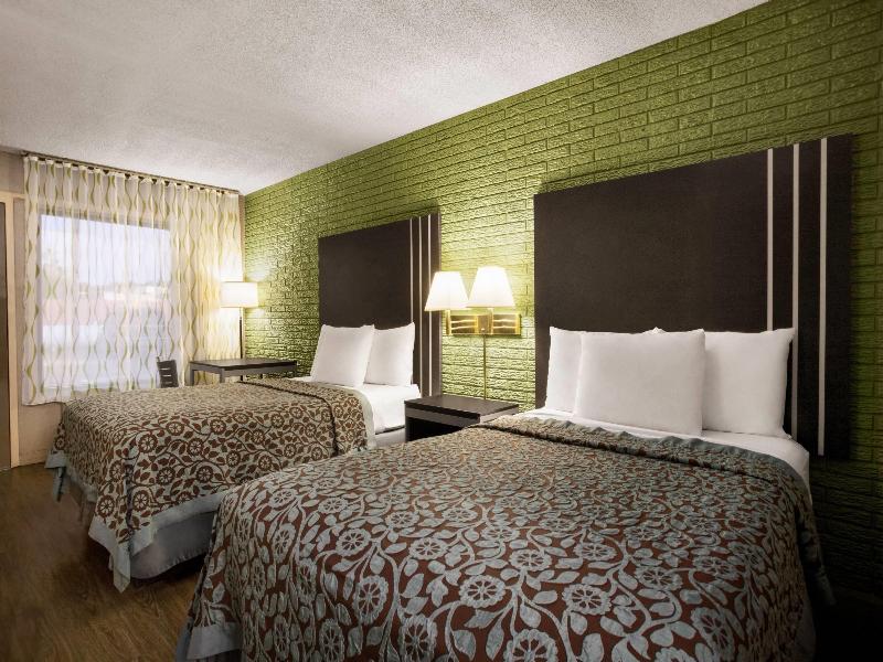 Days Inn by Wyndham Hardeeville/ I-95 State Line image