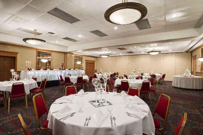 Days Inn by Wyndham Rock Falls image