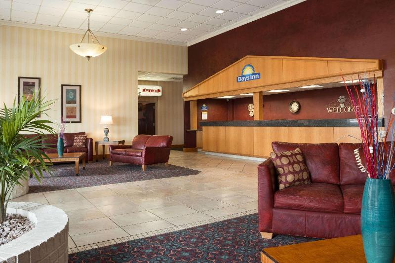 Days Inn by Wyndham Rock Falls image