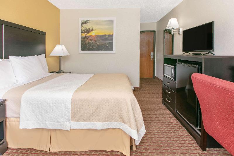 Days Inn by Wyndham Hornell NY image