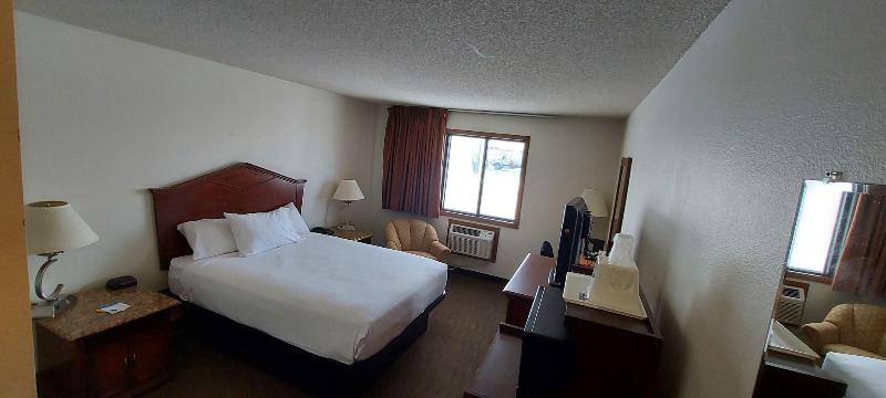 Days Inn by Wyndham Willmar image