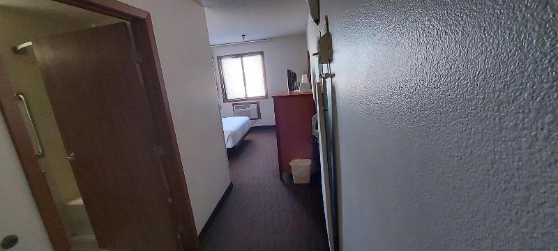 Days Inn by Wyndham Willmar image