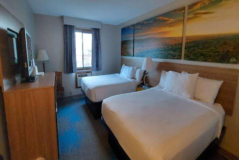 Days Inn by Wyndham Willmar image