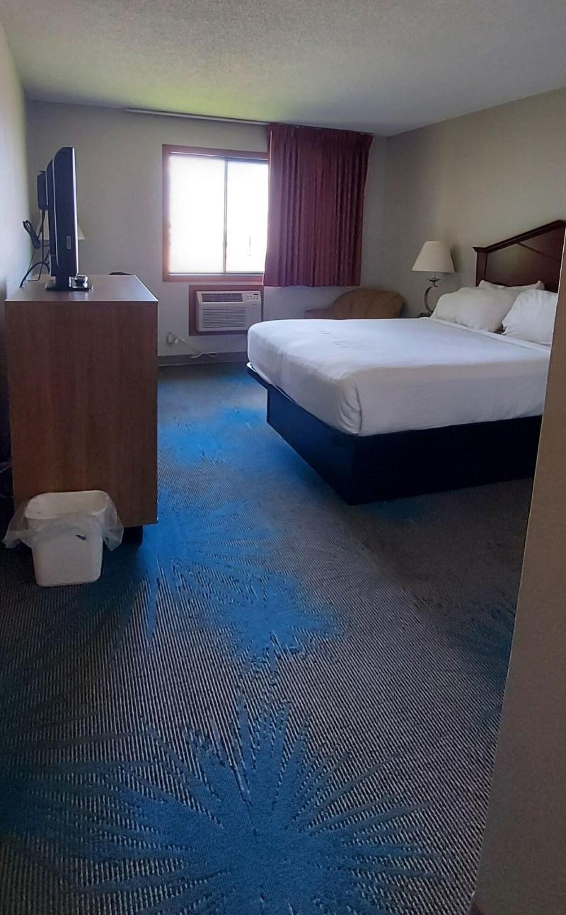 Days Inn by Wyndham Willmar image